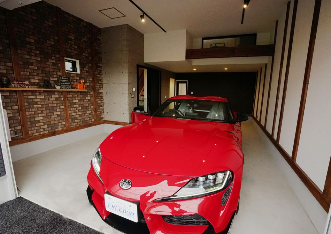 彦根市のガレージハウス「AT・ガレージ彦根」の1室が空くことになりましたのでご案内いたします!